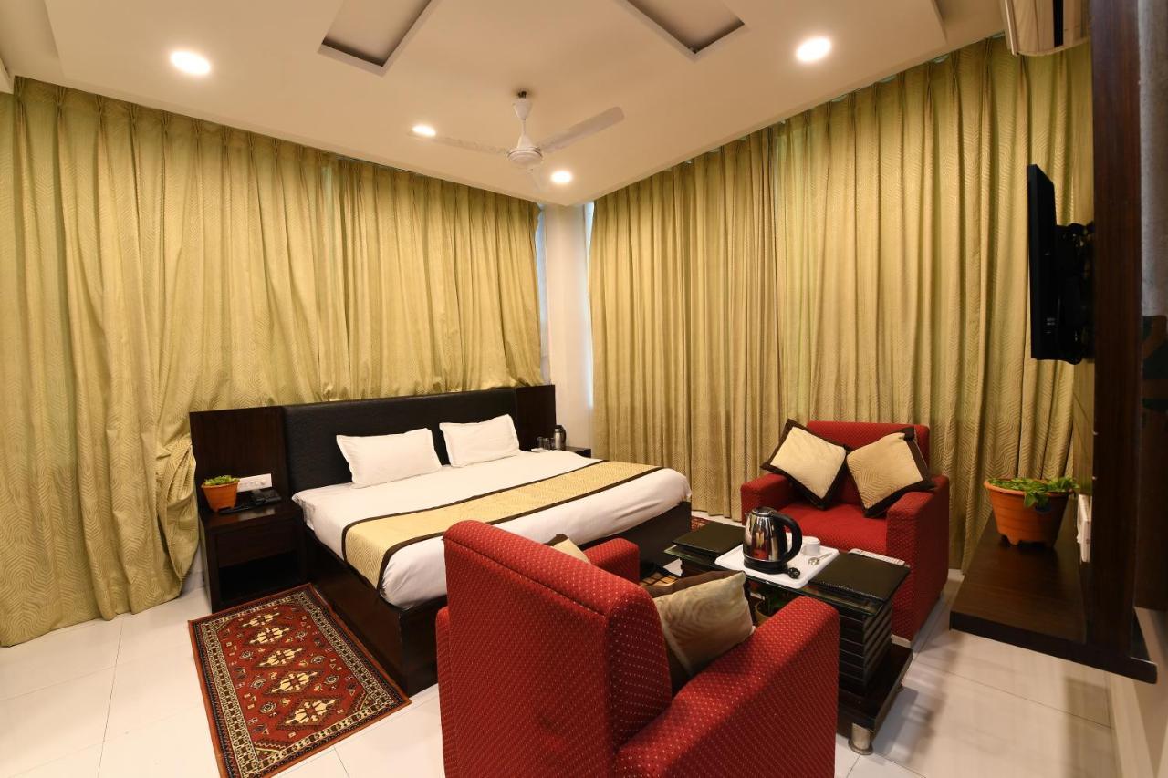 Madhav Muskan Residency Mathura Exteriér fotografie
